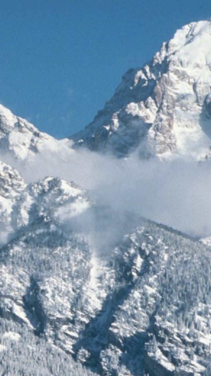 Wyoming: 2 Feet Possible at Gannett Peak